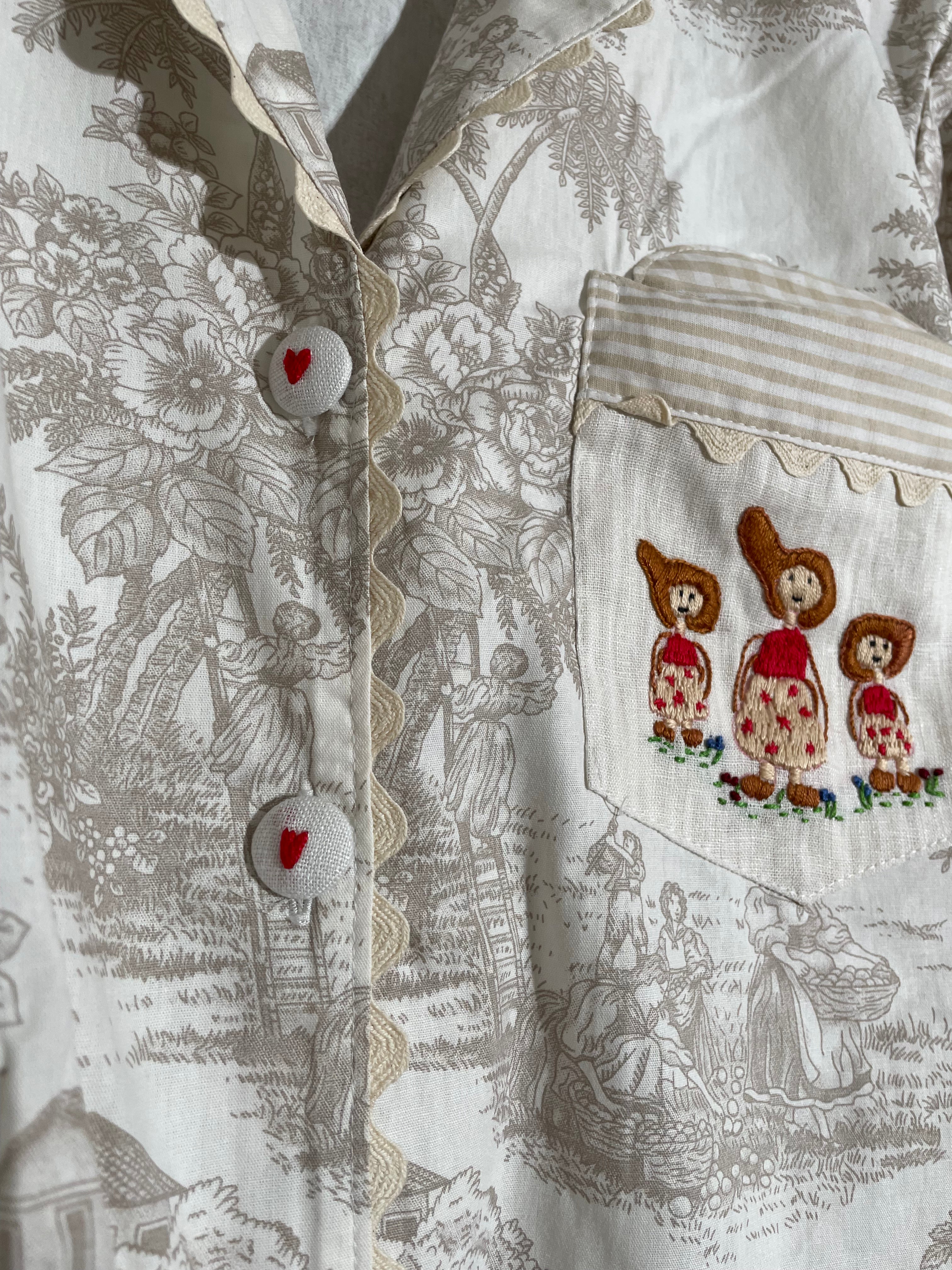 Toile de Jouy Cotton Set - Mum & 2 girls detail